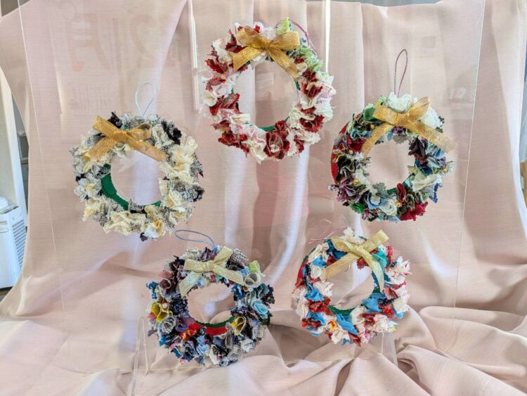 クリスマスリースを作りました！